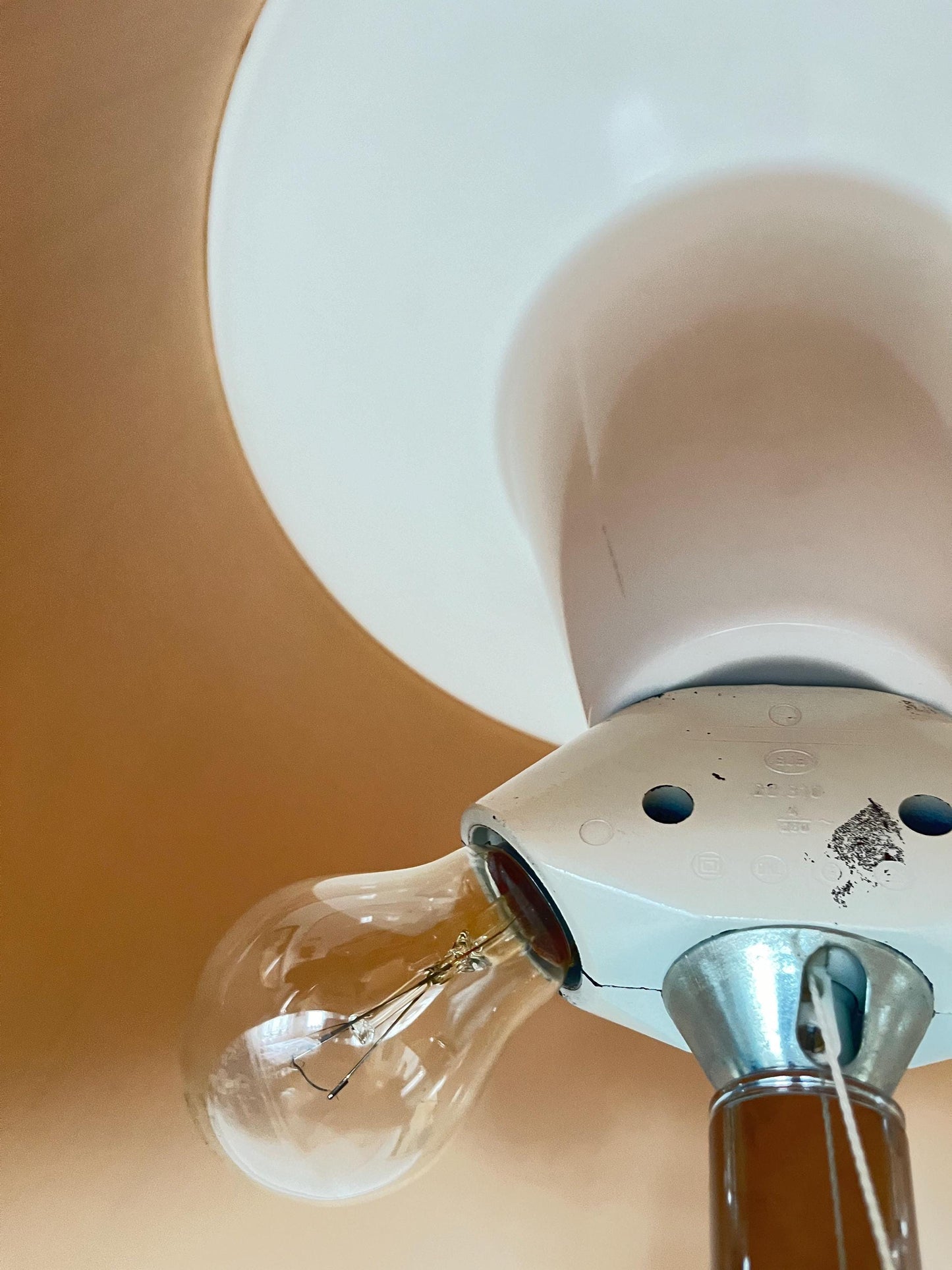Mid-Century Modern Tischlampe aus Teakholz von Domus, Dänemark, 1960er Jahre