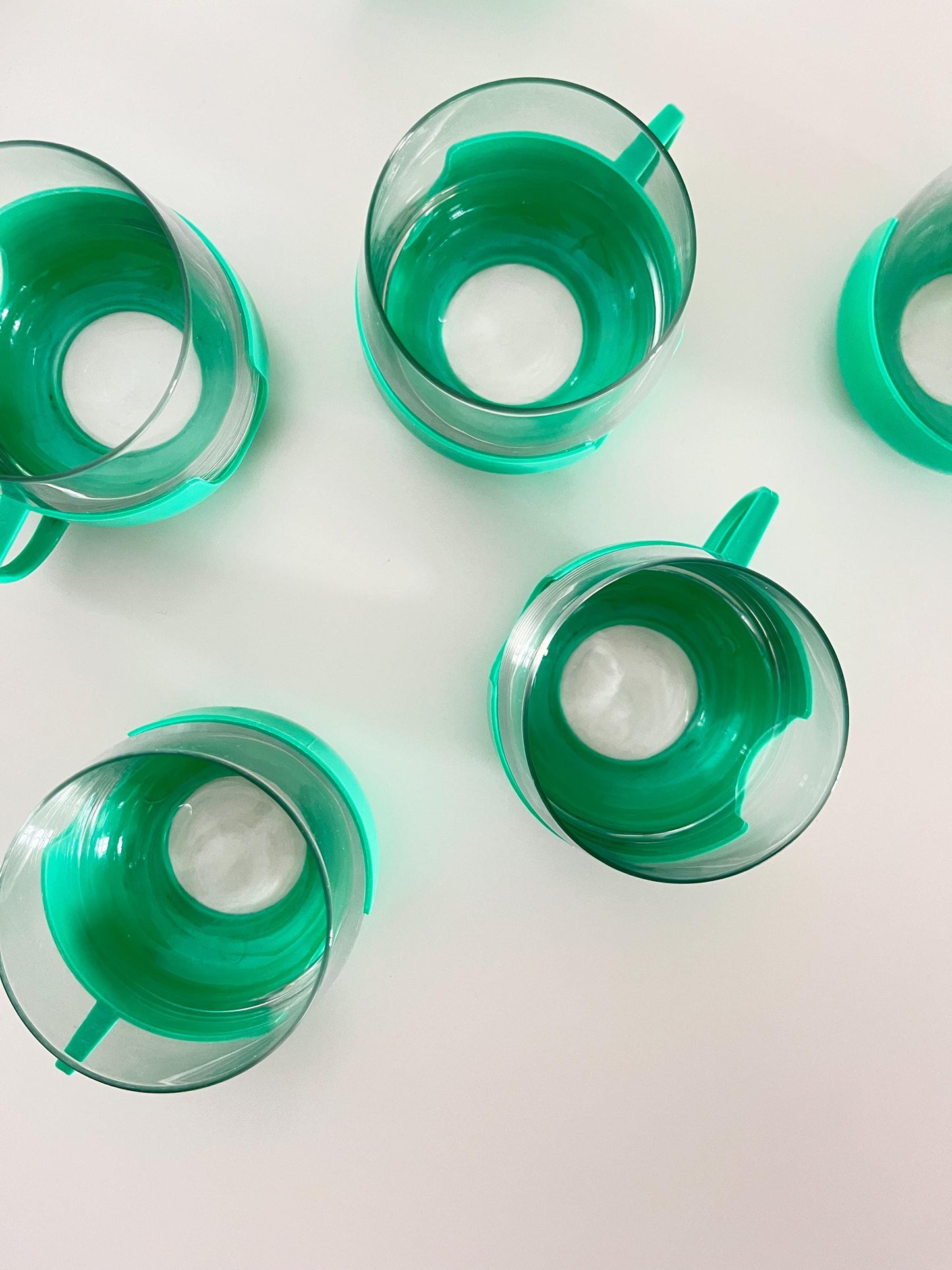 Set di 6 tazze in vetro vintage con supporto in plastica verde – Set da tè o caffè