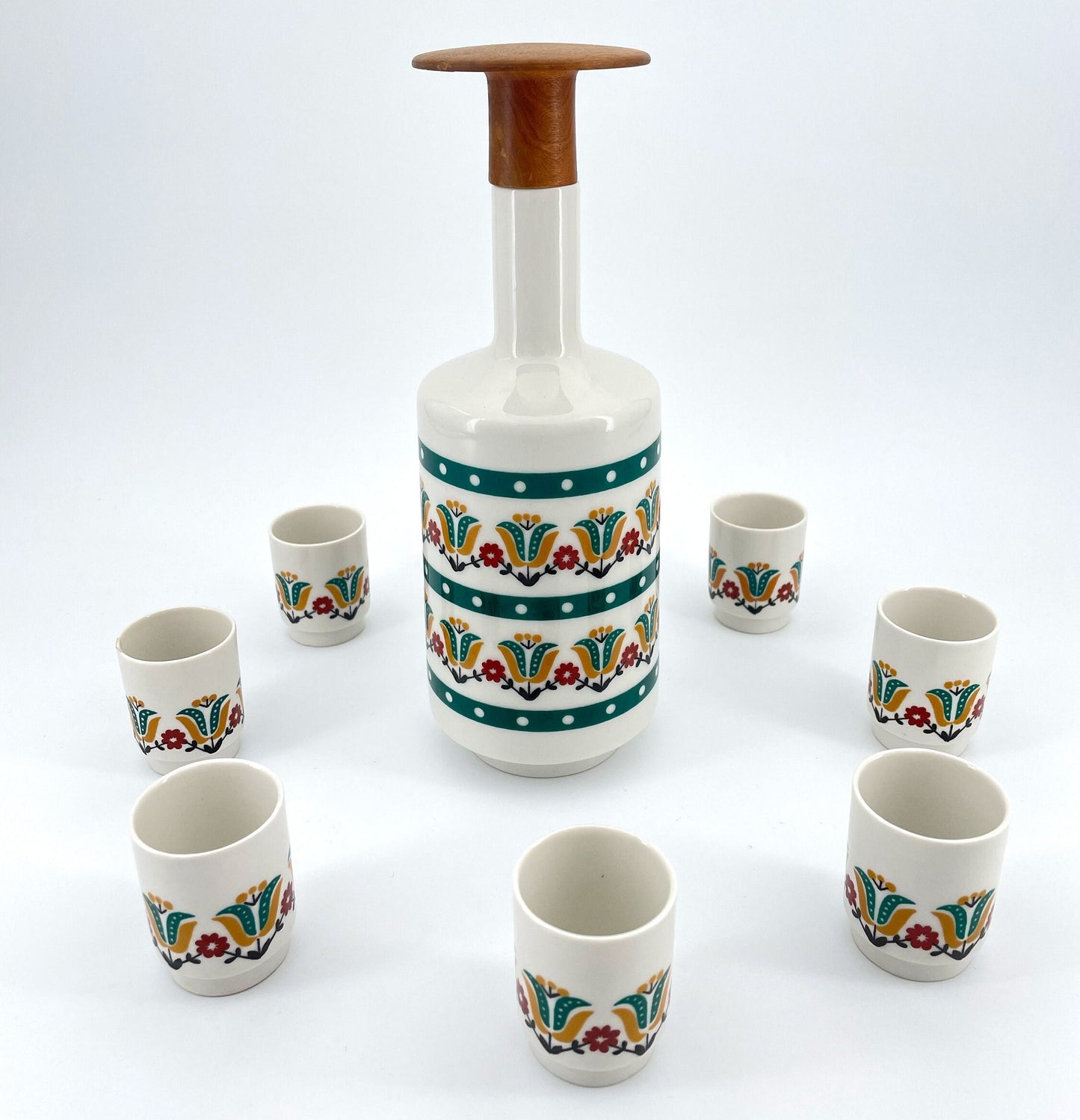 Bottiglia e bicchieri in ceramica per liquore, H. Krügel, Germania, anni '60