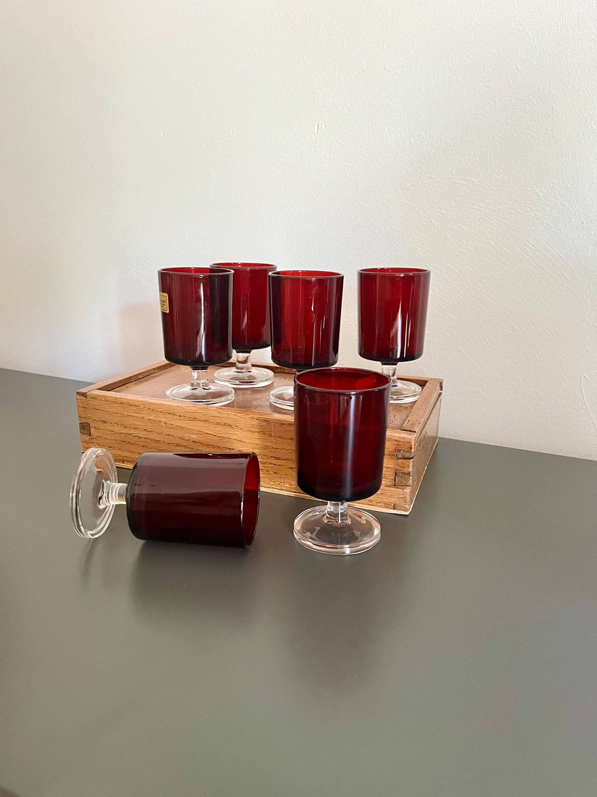 Vintage Luminarc red glasses set, France 1970s, Luminarc red glasses with original label