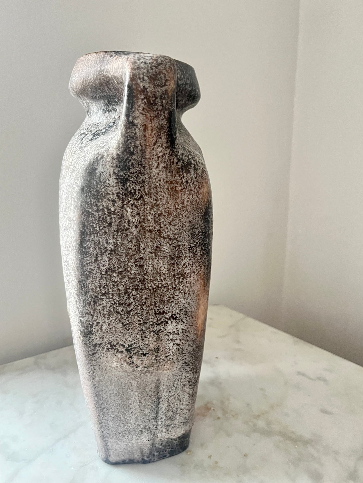 Vintage Urn vase, lava 