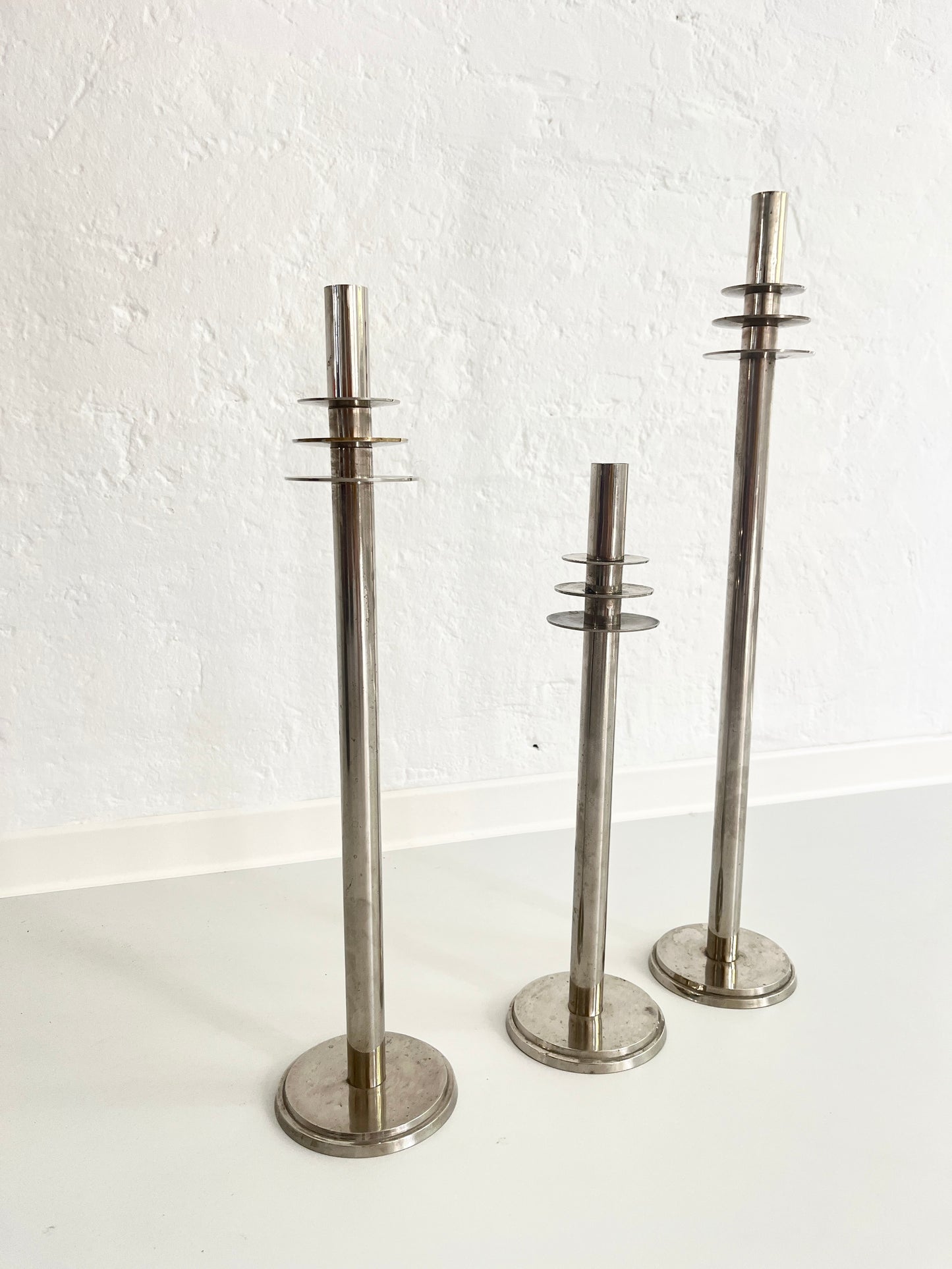 Set aus 3 verchromten Art-Déco-Kerzenleuchtern, modernistisch, 20. Jh.