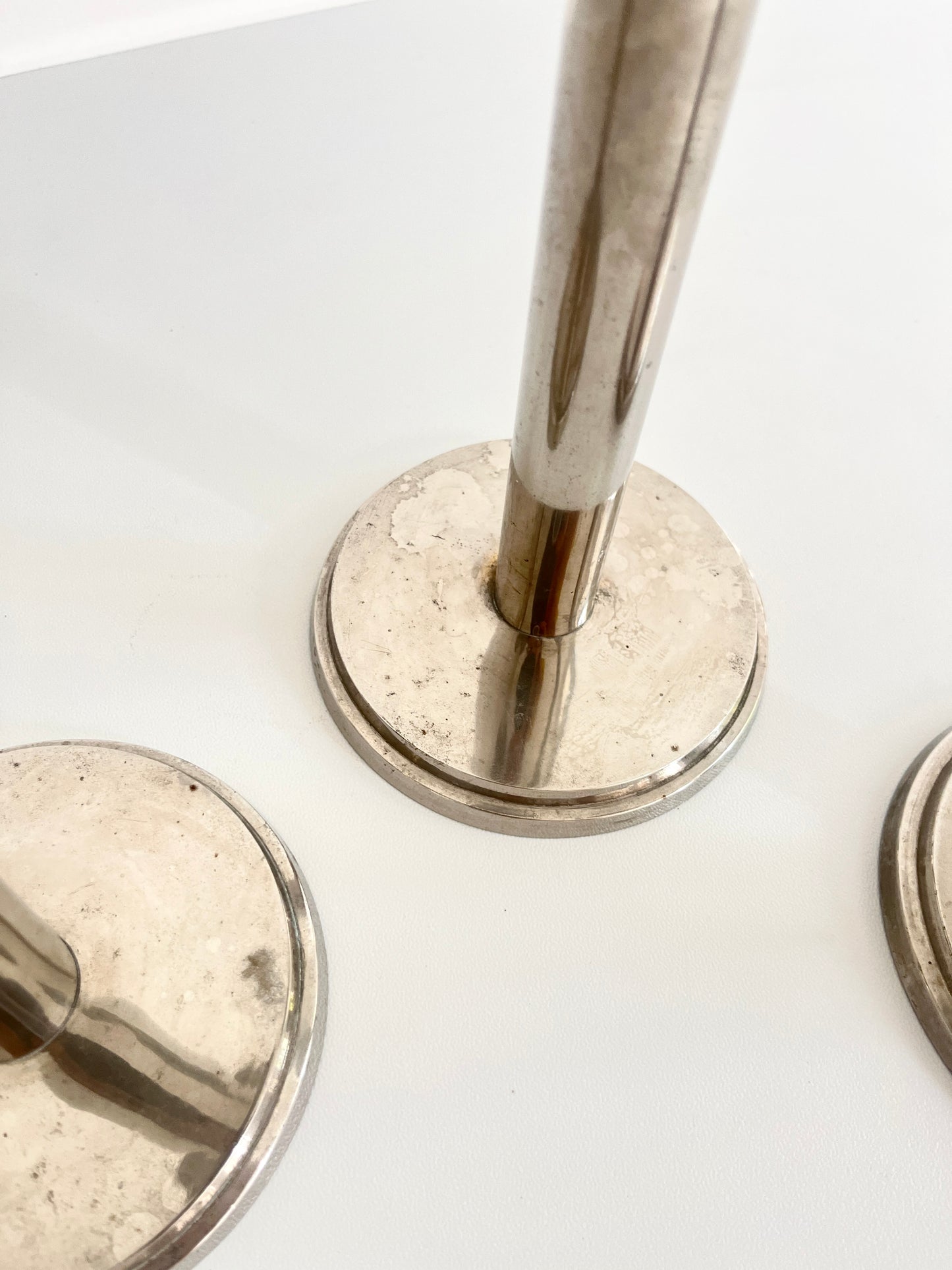 Set aus 3 verchromten Art-Déco-Kerzenleuchtern, modernistisch, 20. Jh.
