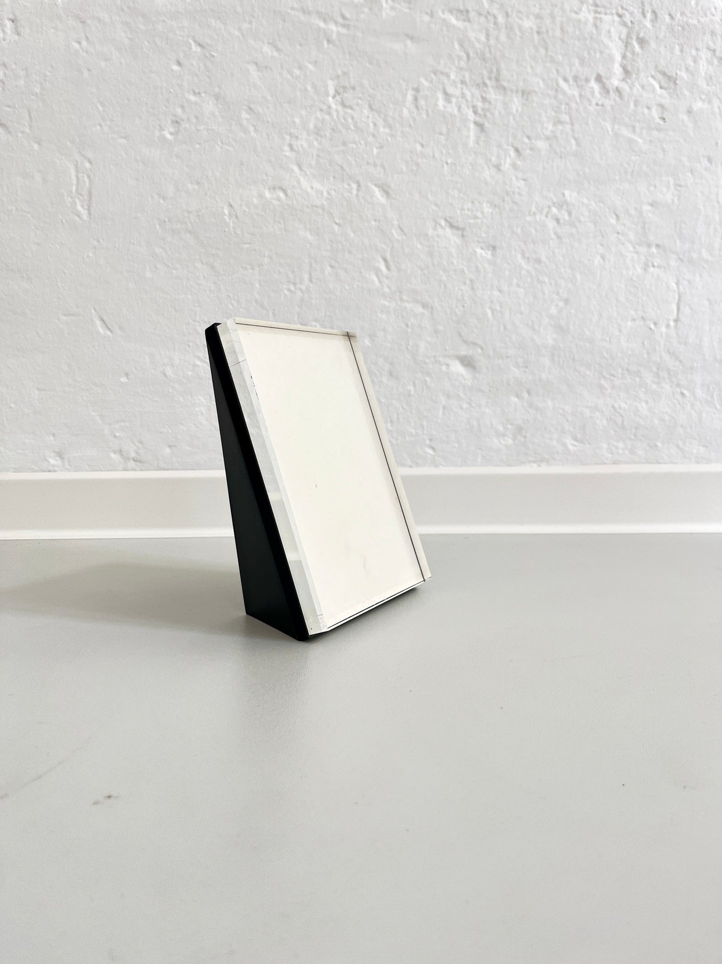 Plastic postmodern photo frame, Italy, 1980s