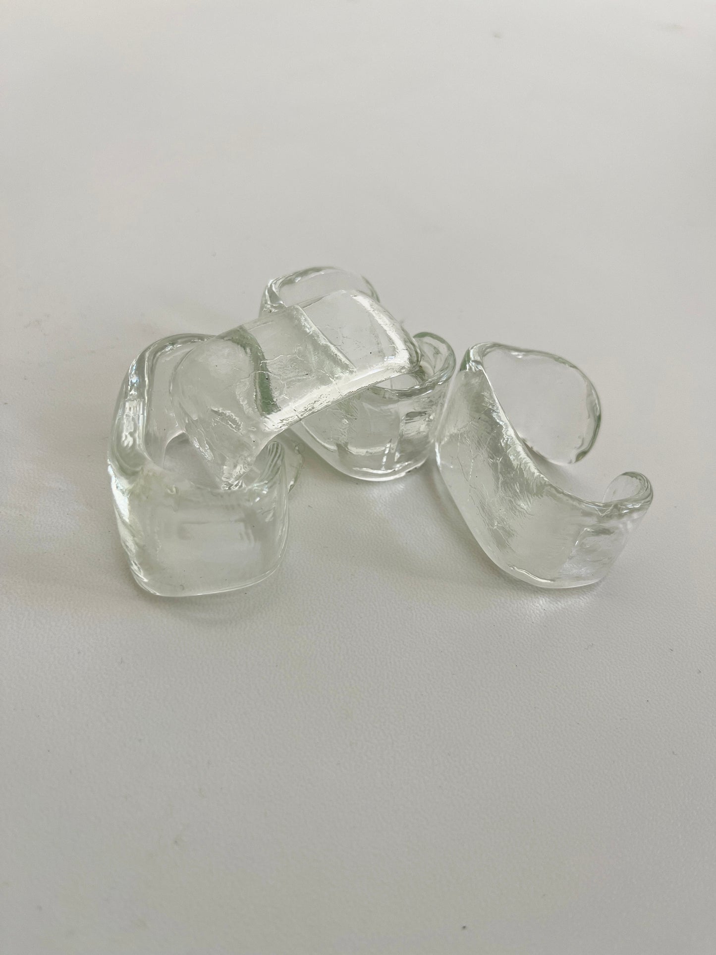 Vintage Glass Napkin Rings Set of 4 Textured Clear, 1980s