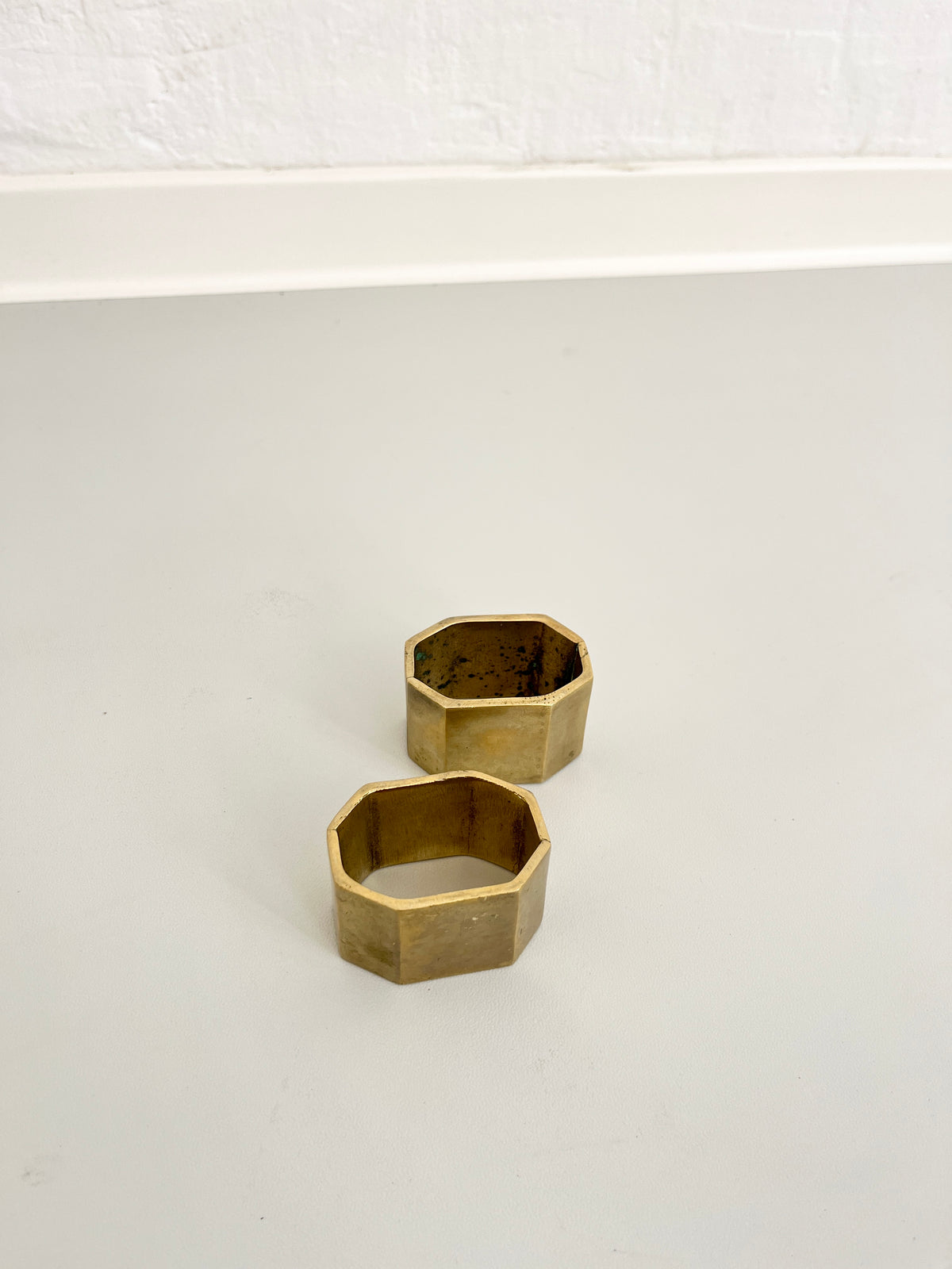 brass napkin rings, original vintage piece
