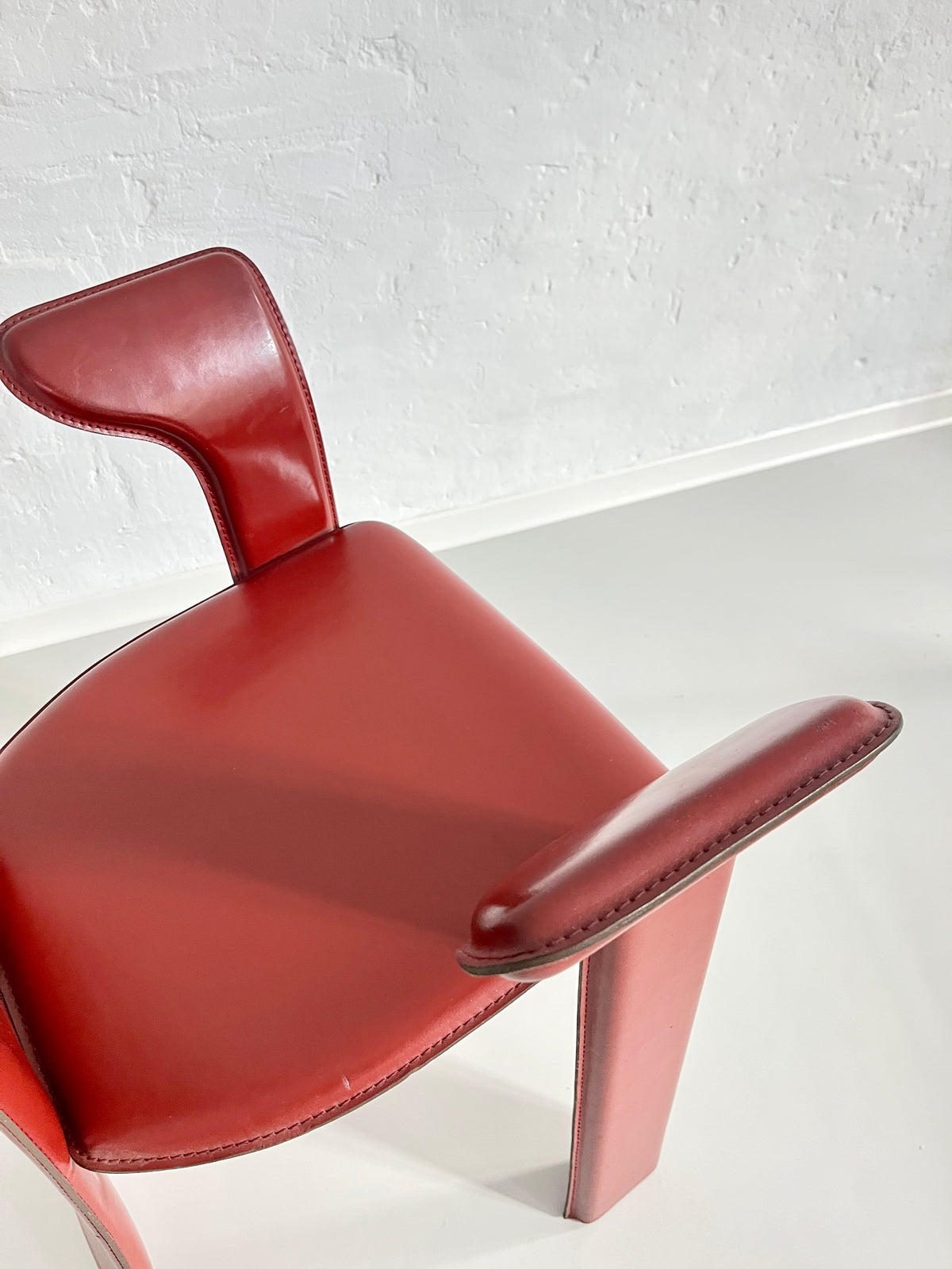 Vintage Frag "Psyra" Leather High-Back Chair, Italy 1980s