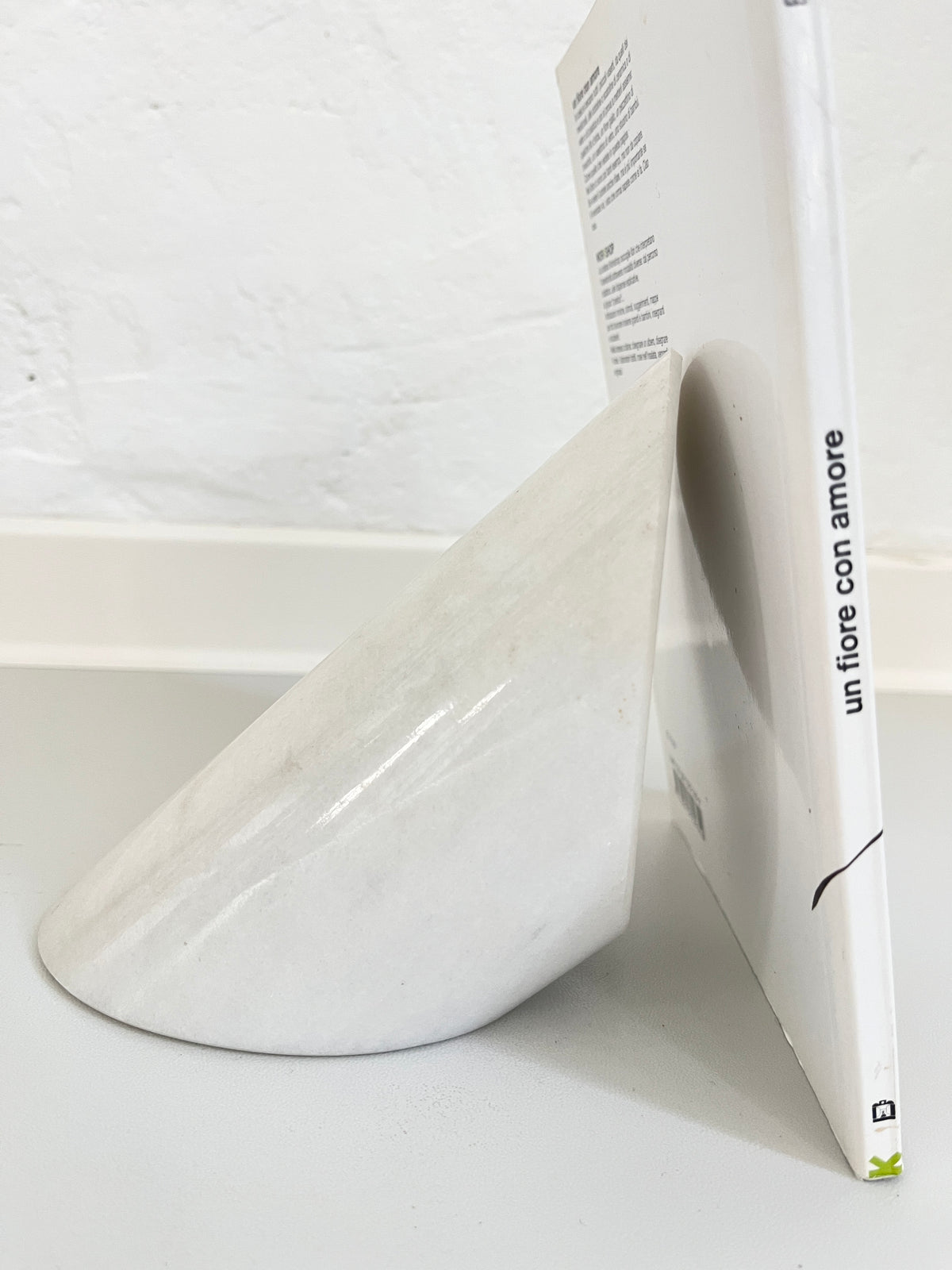 White Marble Geometric Bookend, Italy, 1980s