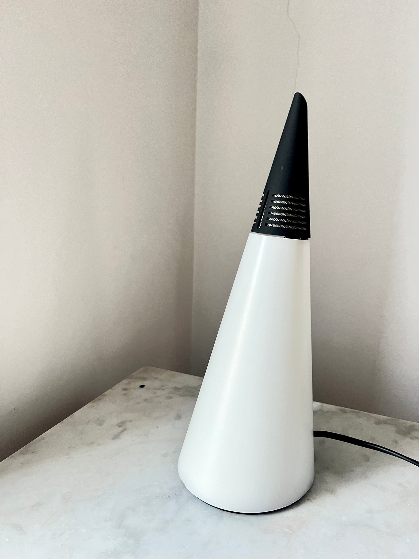 Lampada da tavolo Nemo Lota di Haruki Mori per Cassina, Italia, anni '90