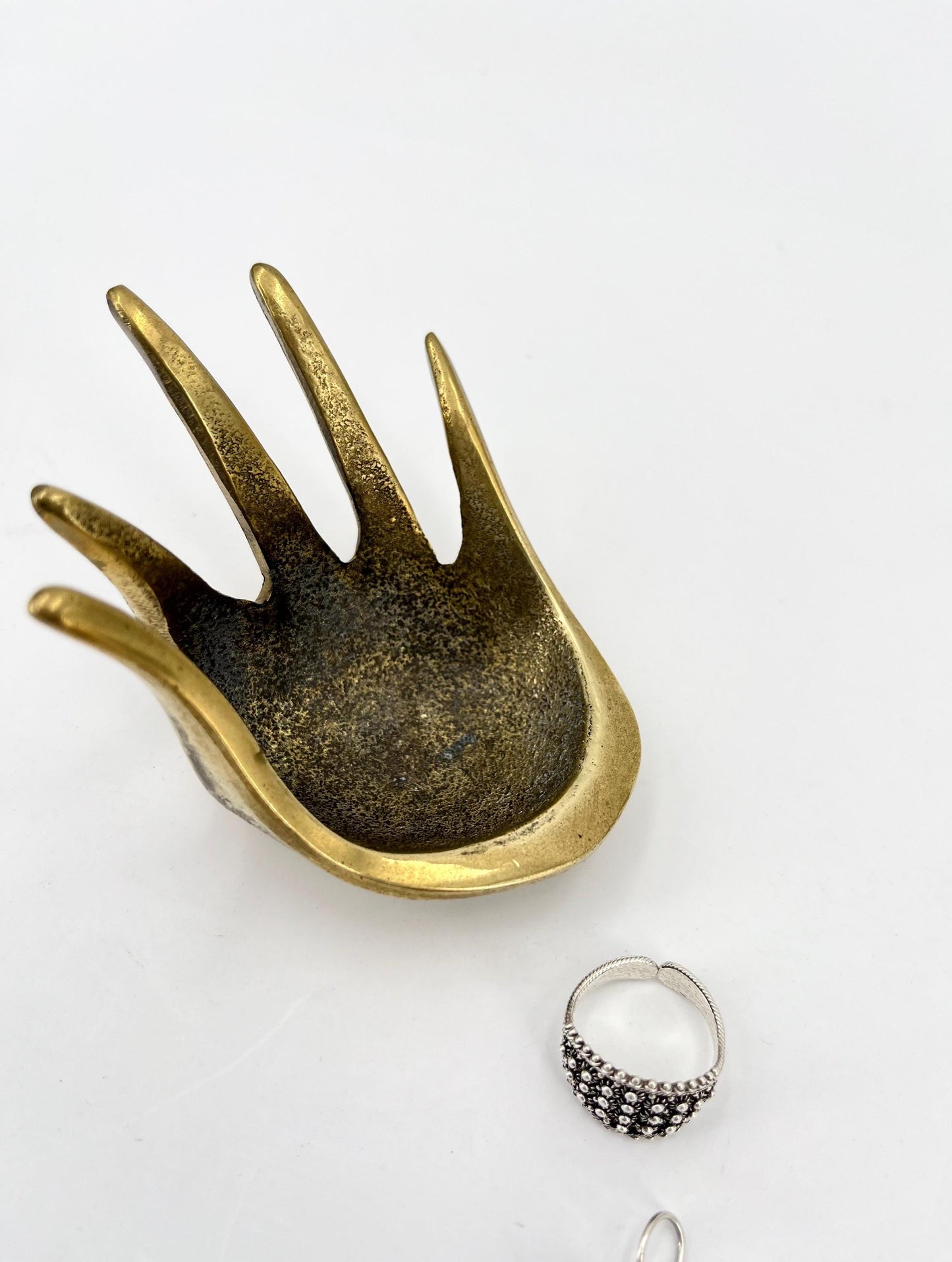 Piccola ciotola/posacenere in ottone di Walter Bosse per Herta Baller, Austria, anni '50