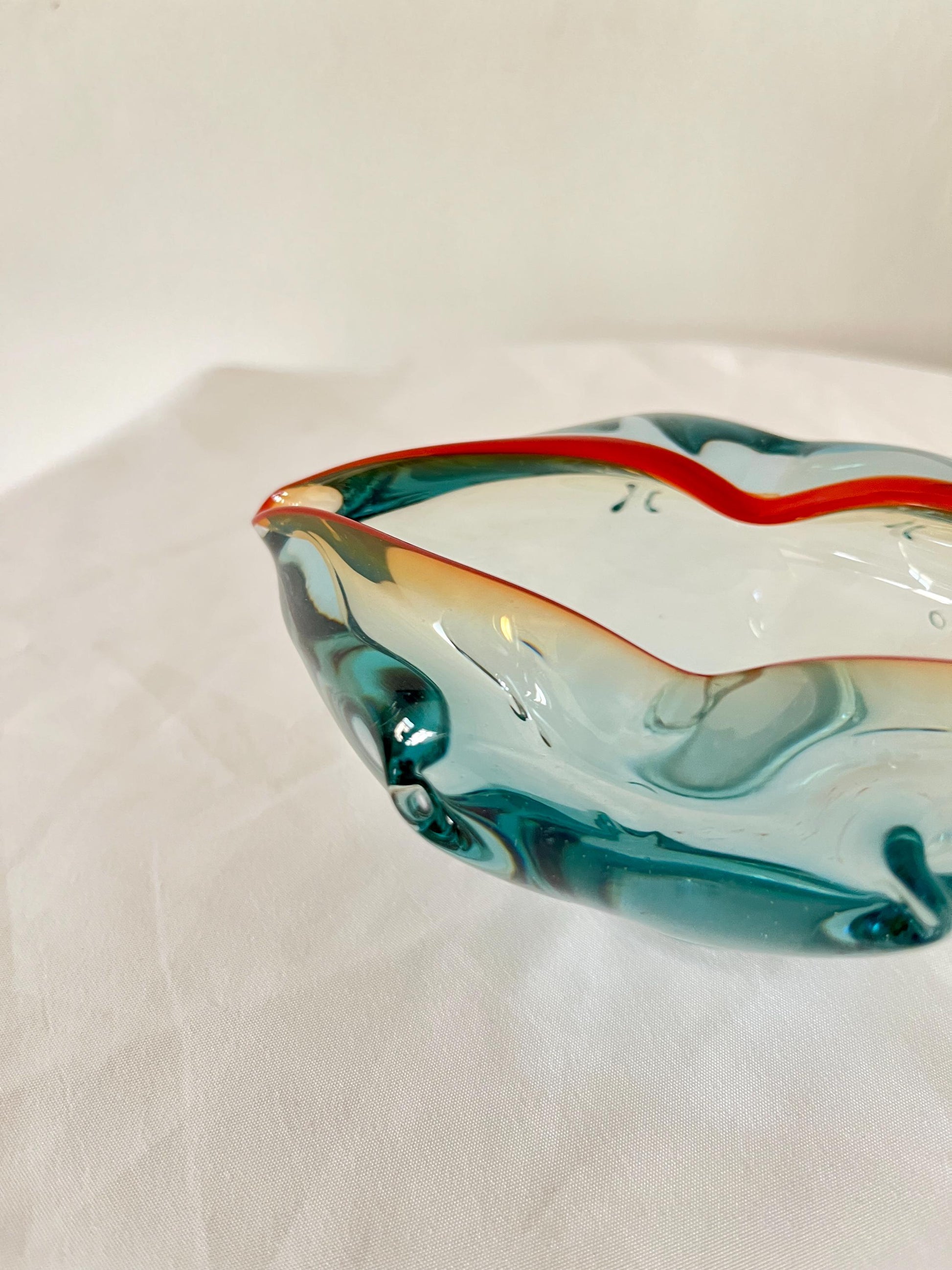 Sommerso Art Glass Bowl, Mouth-Shaped, 1970s