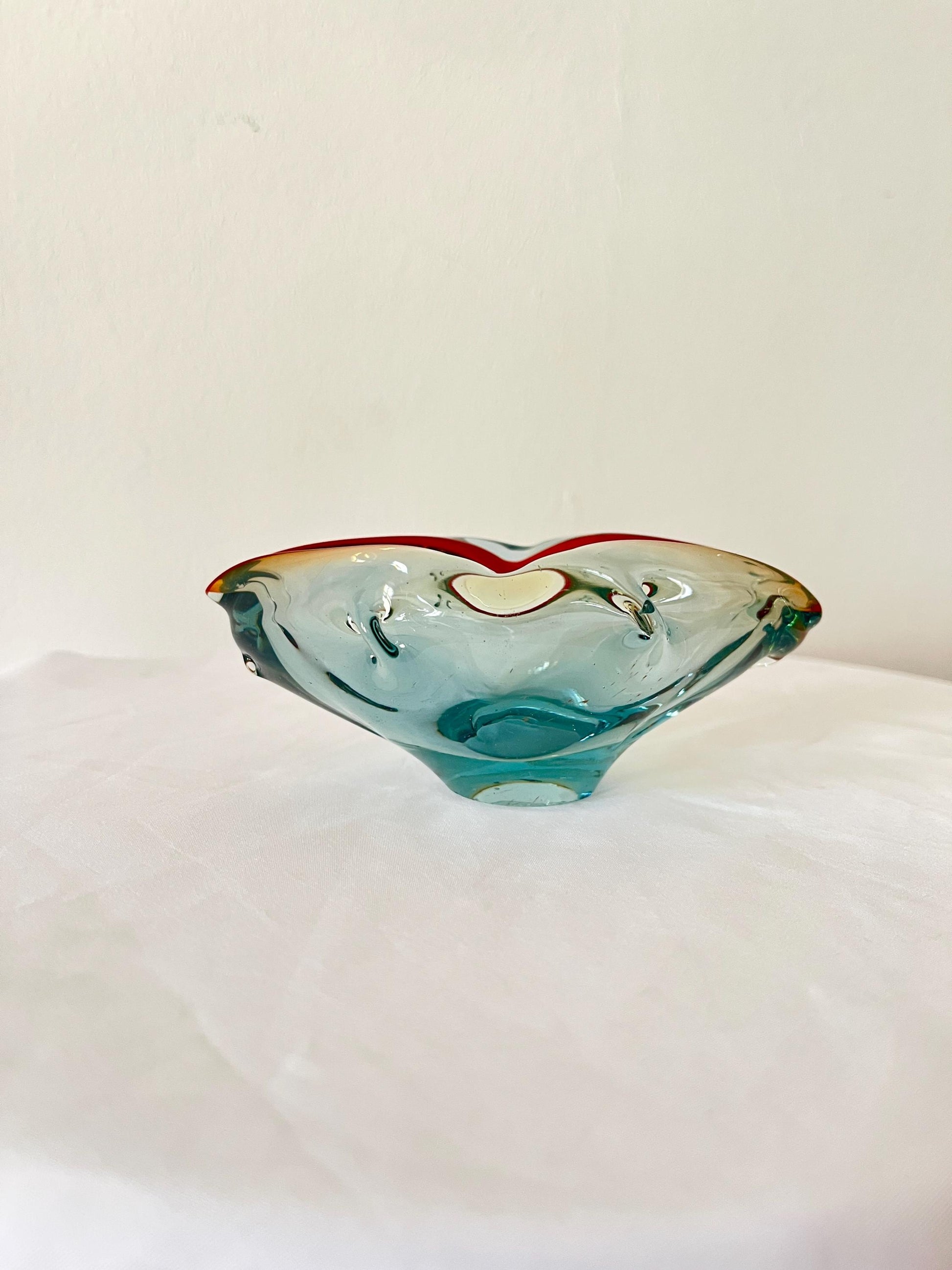 Sommerso Art Glass Bowl, Mouth-Shaped, 1970s