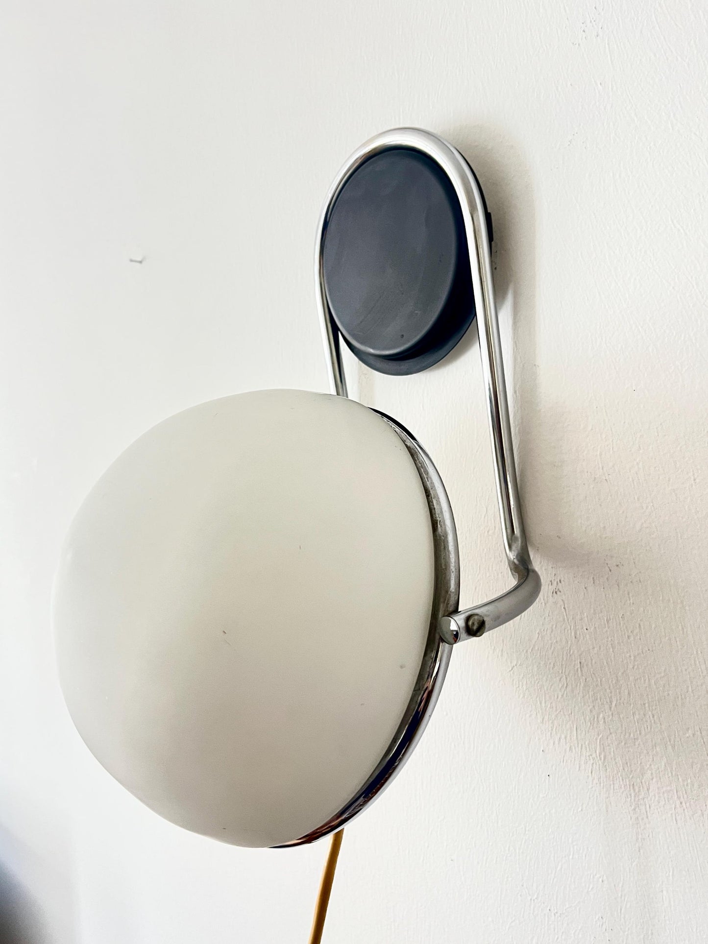 Italian Space Age Adjustable Wall Lamp, Chrome & Glass, 1970s